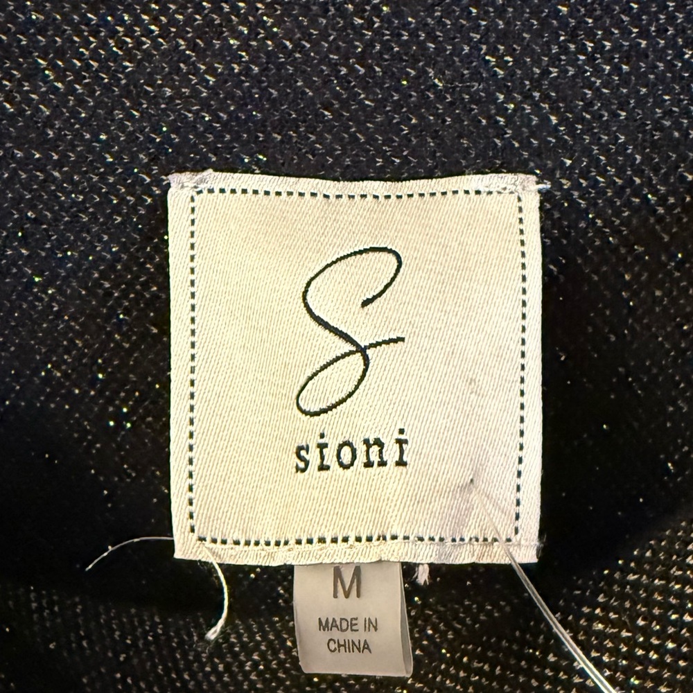 Sioni Star Print High Neck Dolma Sleeve Sweater in Black Size Medium - Picture 8 of 10
